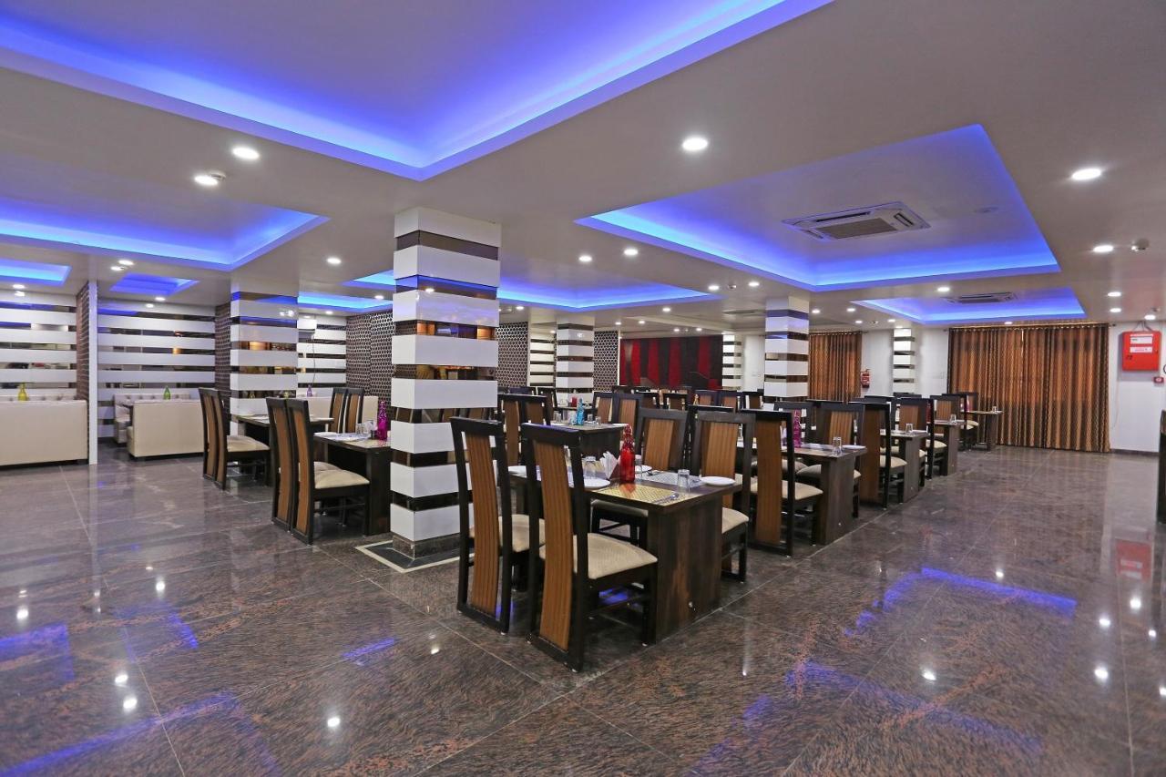 Capital O 10060 Hotel The Leaf Lucknow Zewnętrze zdjęcie